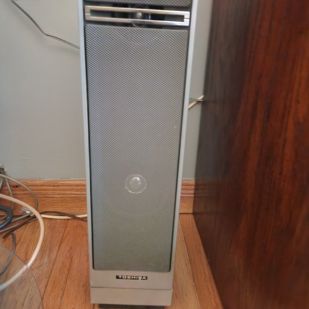 SPEAKERS (2)